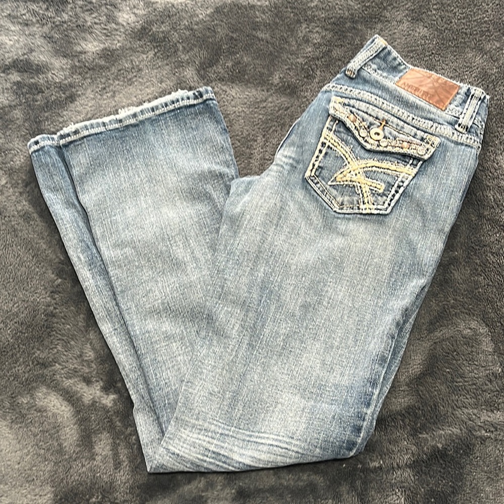 Womens mid rise jeans size 7